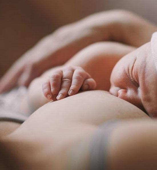 Tips To Keep Baby Awake While Breastfeeding