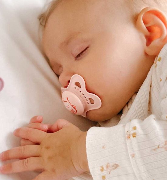 Soothers & Sleep: What is right for your baby?
